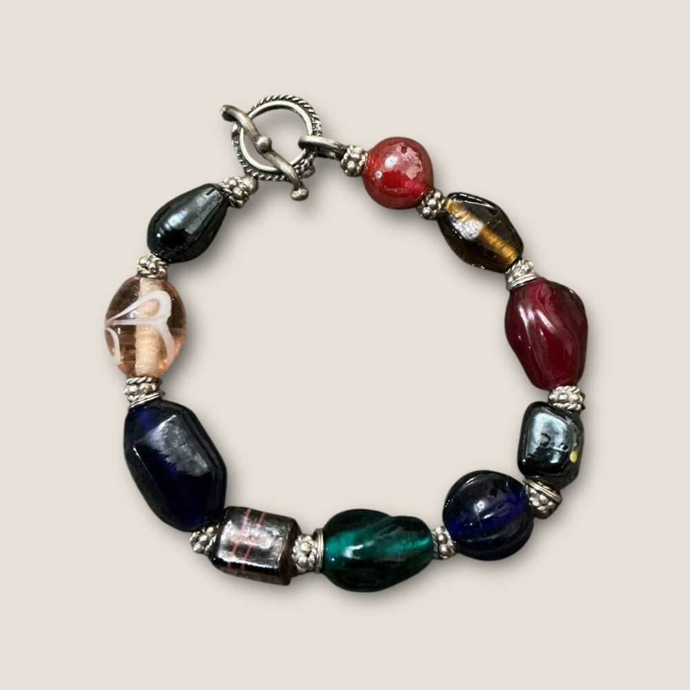 Vintage Glass Beaded Bracelet - Picture 2 of 2